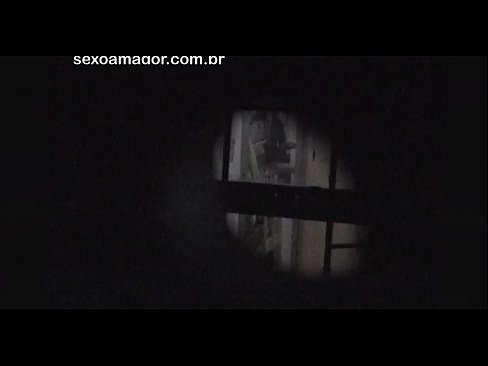 ❤️ Si Blondie ay lihim na nakunan ng video ng isang voyeur ng kapitbahayan na nakatago sa likod ng mga guwang na brick ❤❌ Porno sa amin tl.osagoassist.ru ﹏